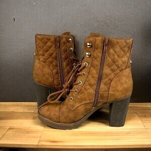 G by Guess Women’s 8.5 Brown Faux Leather Quilted Heeled Ankle Boots NEW